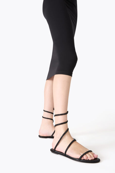 CLEO BLACK FLAT SANDAL 10