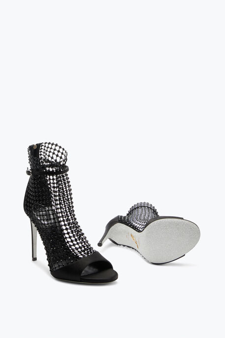 Galaxia 黑色凉鞋 105