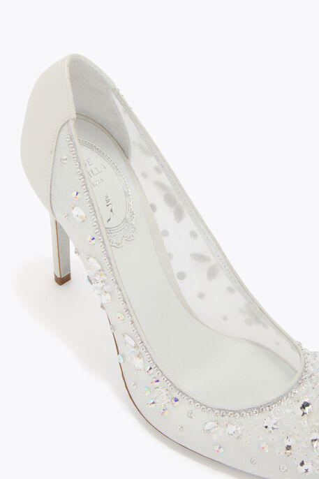 Cinderella White Pump 105
